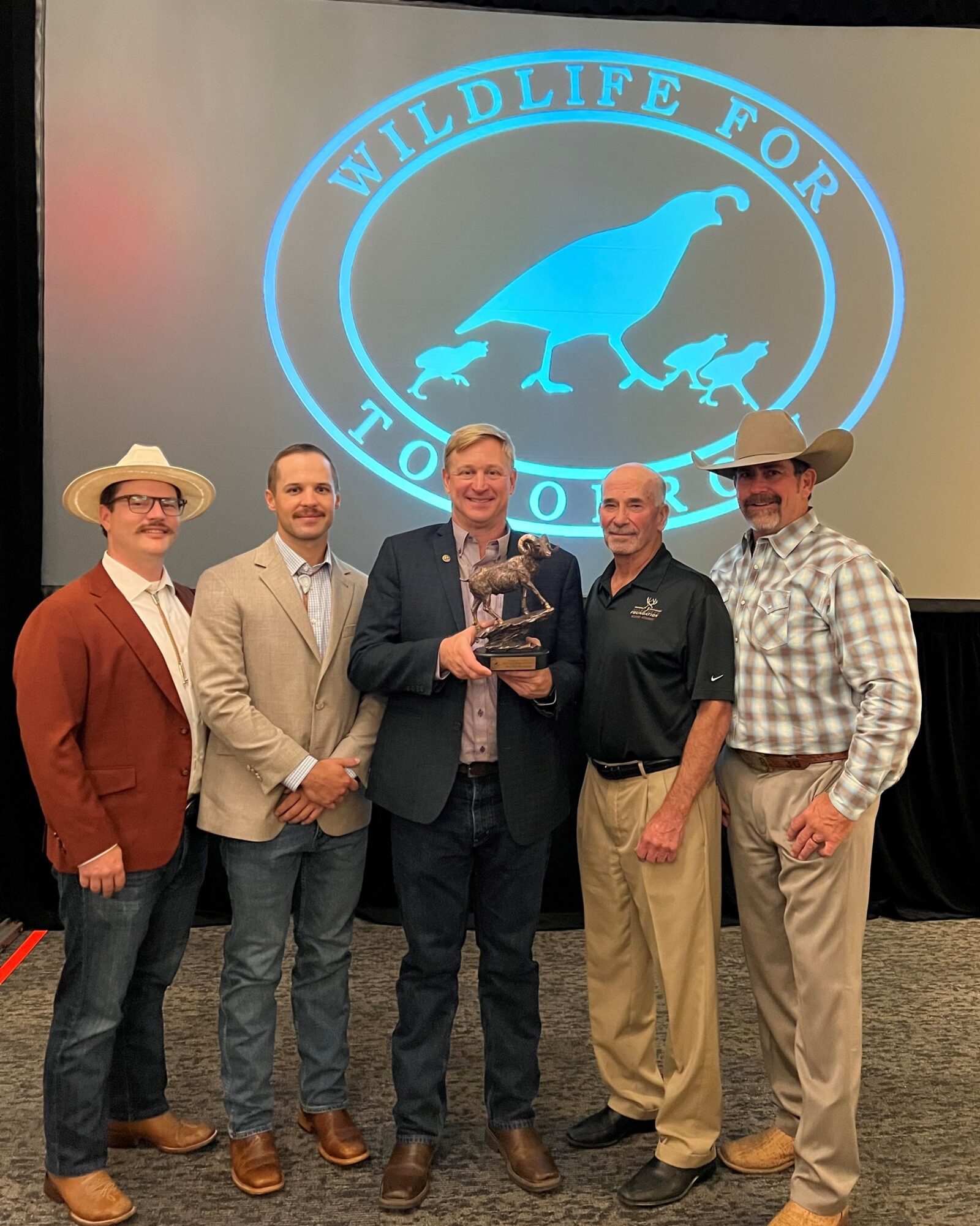 Mule Deer Foundation Inducted into Arizona Outdoor Hall of Fame